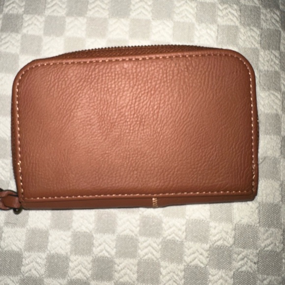 Universal Thread Wallets - Picture 7 of 7